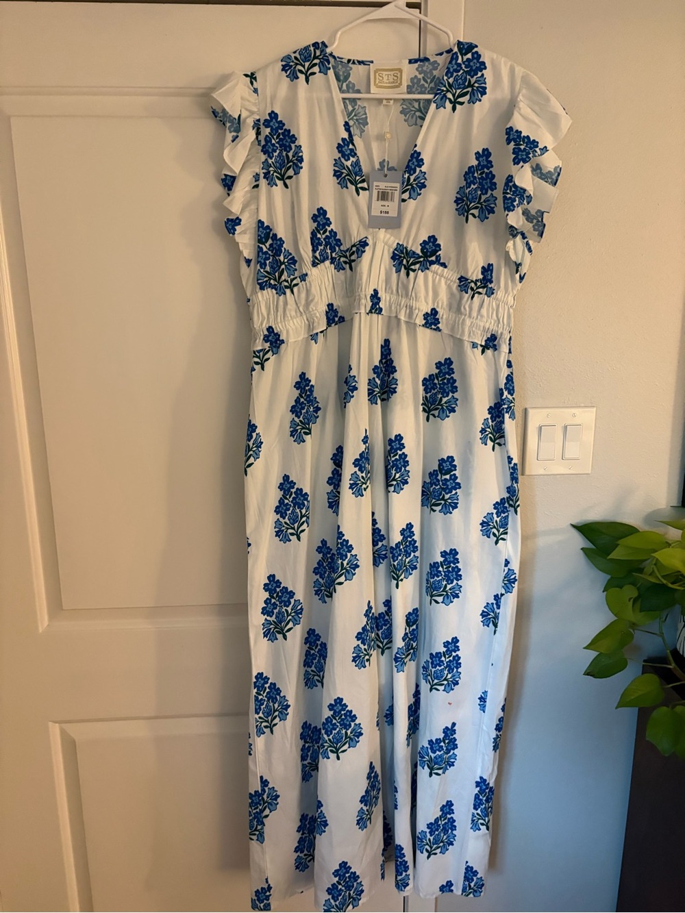 NWT Sail to Sable Maxi dress Blue Floral Print